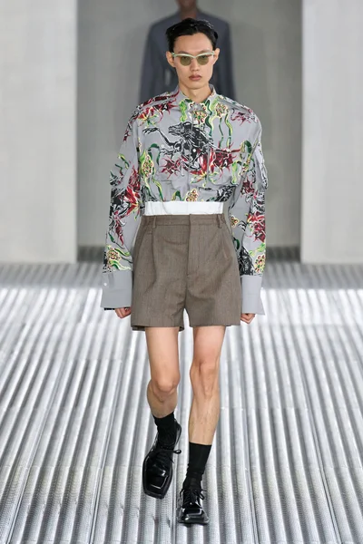 Look 8